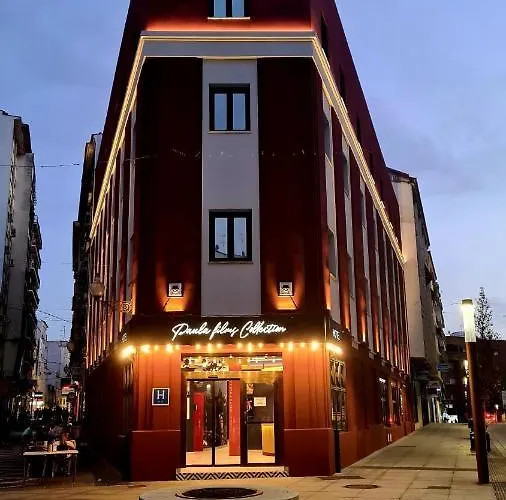 Hotel: Hotel Paula Films Collection